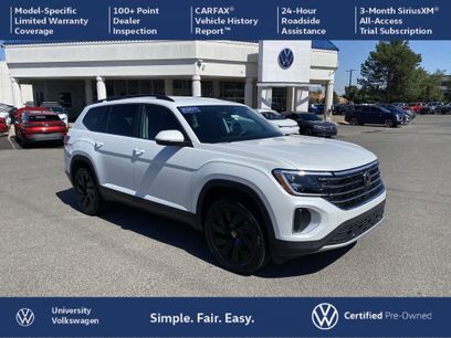 Certified 2026 Volkswagen Atlas SE w/ Black Wheel Package