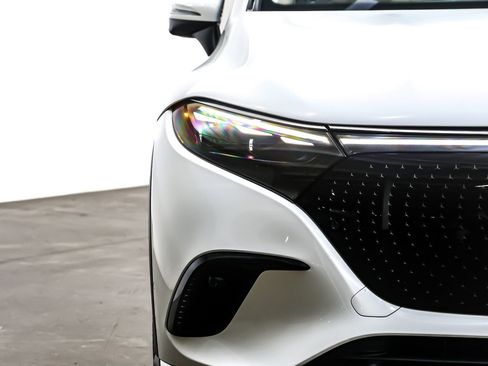 Certified 2023 Mercedes-Benz EQS 450+ SUV image 16