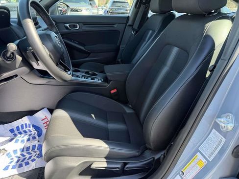 Used 2023 Honda Civic Sport image 11