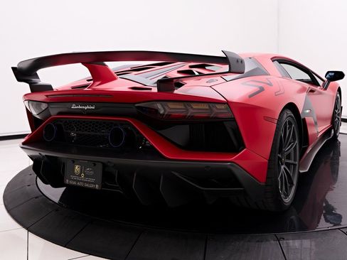Used 2019 Lamborghini Aventador SVJ image 45