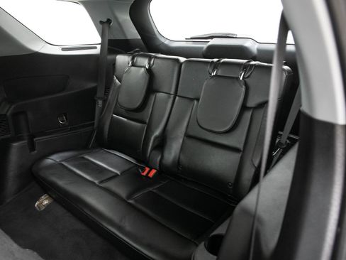 Used 2020 Ford Explorer XLT w/ Equipment Group 202A AWD/4WD image 16