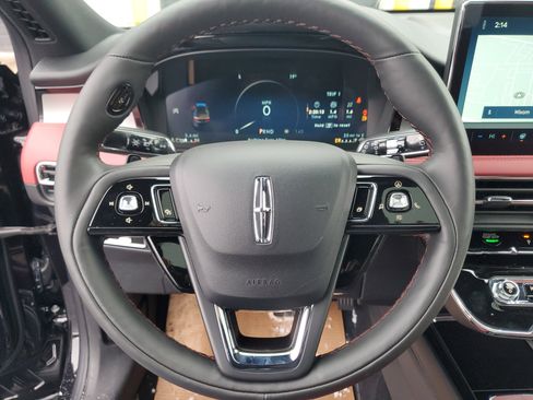 New 2026 Lincoln Corsair Reserve w/ Jet Appearance Package image 16