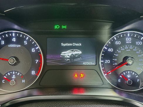 Used 2024 Kia Forte LXS image 18