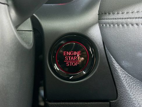 Used 2023 Honda HR-V LX image 20