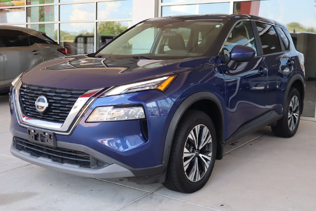Used 2023 Nissan Rogue SV AWD/4WD image 3