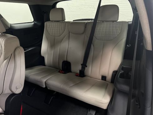 Used 2024 Hyundai Palisade Limited FWD image 29