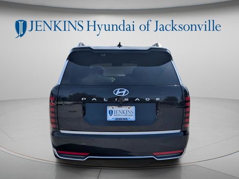 New 2026 Hyundai Palisade Calligraphy FWD image 4