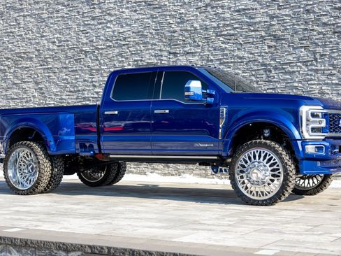 Used 2026 Ford F450 Platinum w/ Platinum Plus Package image 12