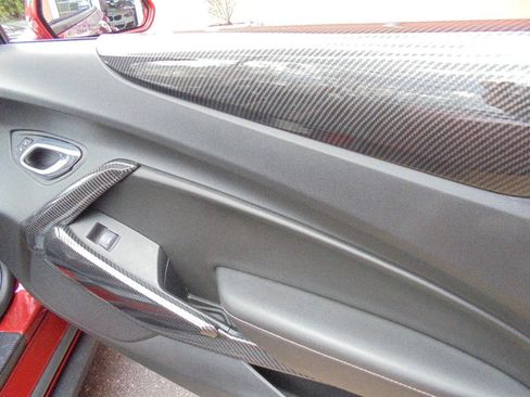 Used 2017 Chevrolet Camaro LT RWD image 18
