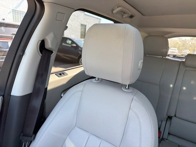 Used 2019 Land Rover Discovery Sport HSE AWD/4WD image 66