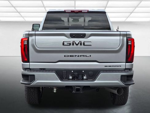 New 2026 GMC Sierra 2500 Denali w/ Denali Reserve Package AWD/4WD image 17