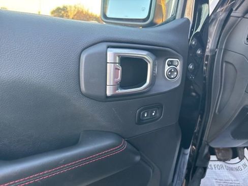 Used 2024 Jeep Wrangler Unlimited Rubicon 392 w/ Dual Top Group image 17