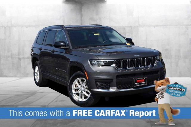 Used 2022 Jeep Grand Cherokee L Laredo w/ Luxury Tech Group I AWD/4WD image 2