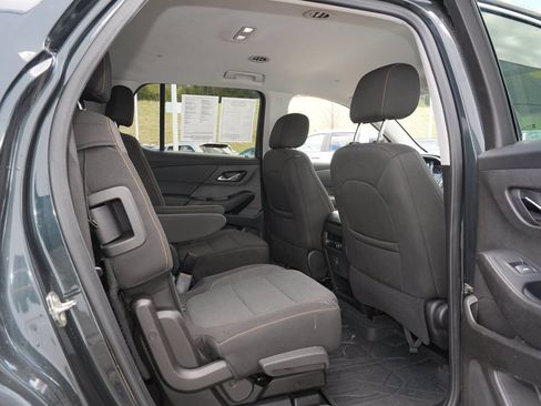 Used 2021 Chevrolet Traverse LT w/ LPO, Floor Liner Package AWD/4WD image 30