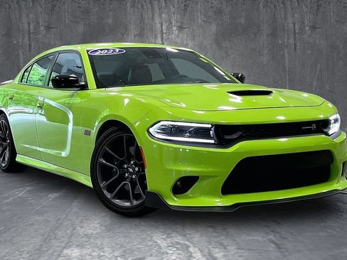 Used 2023 Dodge Charger Scat Pack w/ Plus Group RWD image 3