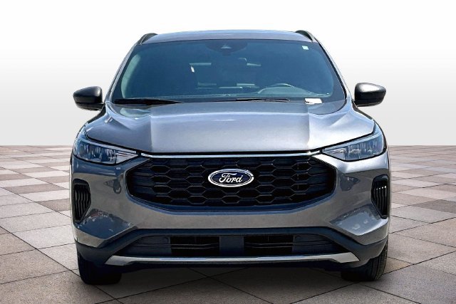 Used 2025 Ford Escape ST-Line w/ Equipment Group 301A FWD image 3