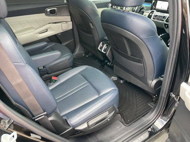 Used 2023 Kia Sorento SX Prestige AWD/4WD image 20