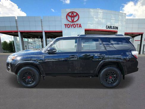 Certified 2024 Toyota 4Runner TRD Off-Road Premium w/ TRD Black Wheel Package (TMS) AWD/4WD image 7