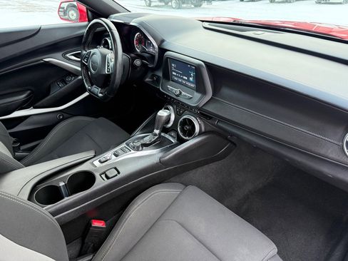 Used 2018 Chevrolet Camaro LT w/ RS Package image 16