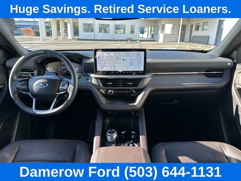 Used 2026 Ford Explorer Platinum w/ LUX Leather Package AWD/4WD image 17