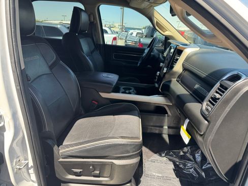 Used 2022 RAM 2500 Laramie AWD/4WD image 34
