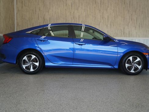 Used 2019 Honda Civic LX image 6