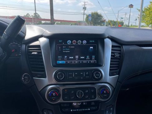 Used 2018 Chevrolet Tahoe Premier AWD/4WD image 12