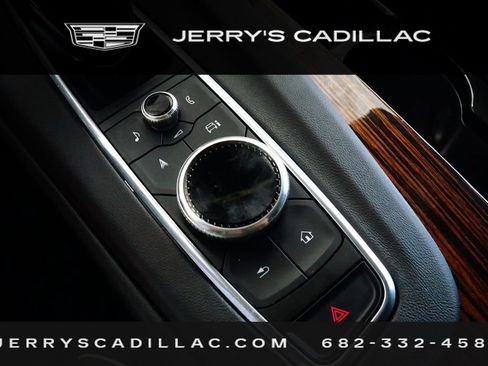Used 2023 Cadillac Escalade Premium Luxury AWD/4WD image 14
