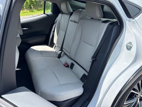Used 2026 Toyota Prius XLE FWD image 16