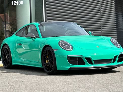 Certified 2019 Porsche 911 Carrera 4 GTS AWD/4WD image 10