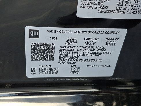 Used 2025 Chevrolet Silverado 2500 LT w/ Convenience Package image 30