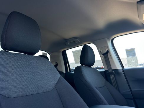 New 2025 Ford Maverick XL w/ Equipment Group 102A image 15