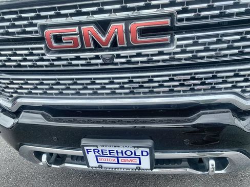 Used 2022 GMC Sierra 2500 Denali w/ Denali Ultimate Package AWD/4WD image 32