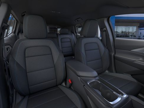 New 2026 Chevrolet Equinox EV LT w/ Comfort Package FWD image 40
