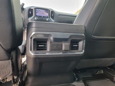 Used 2022 GMC Sierra 1500 AT4 w/ AT4 Premium Package AWD/4WD image 30