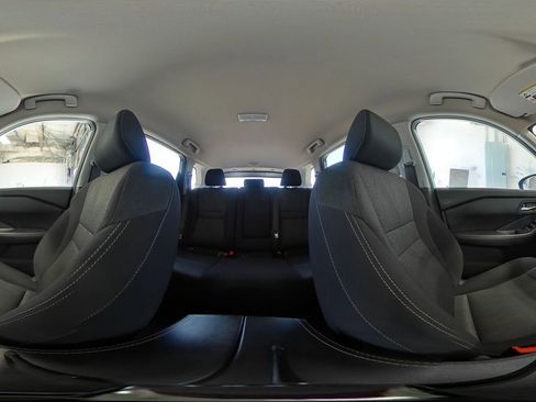 Used 2025 Nissan Rogue SV AWD/4WD image 44