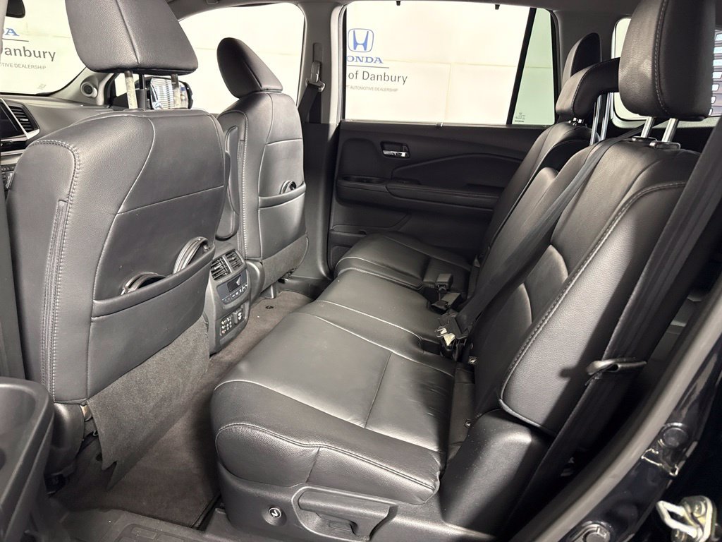 Certified 2017 Honda Pilot Touring image 13