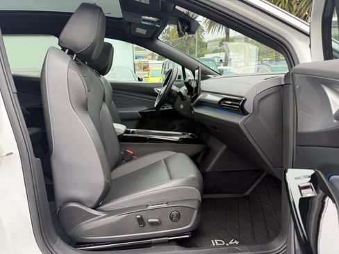 Used 2023 Volkswagen ID.4 Pro S Plus AWD/4WD image 36