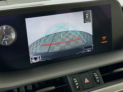 Used 2019 Lexus ES 350 image 14