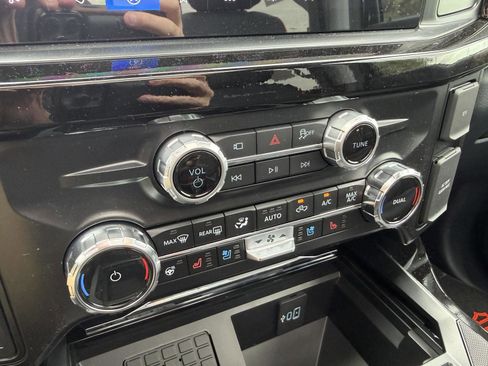 New 2026 Ford F250 Lariat image 23