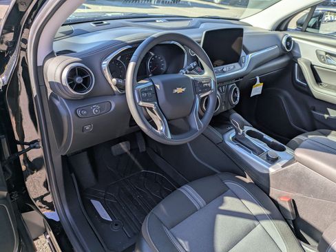 New 2026 Chevrolet Blazer LT image 10