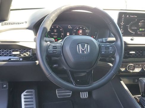 Used 2024 Honda Accord Sport image 12