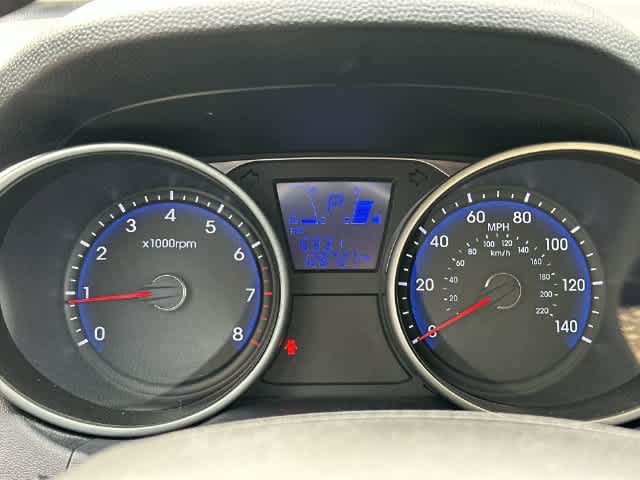 Used 2011 Hyundai Tucson GLS AWD/4WD image 6