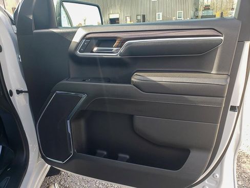 Used 2023 Chevrolet Silverado 1500 LT image 31