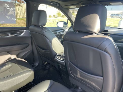 Certified 2024 Cadillac XT6 Sport w/ Technology Package image 34
