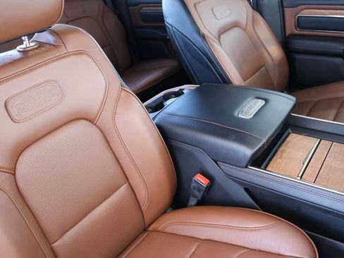 Used 2022 RAM 1500 Limited w/ Body Color Bumper Group image 39