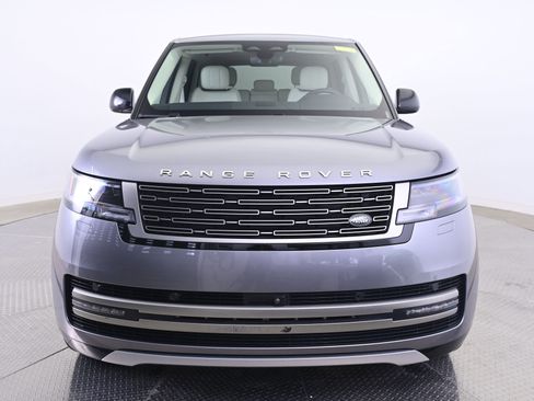Used 2024 Land Rover Range Rover SE AWD/4WD image 10