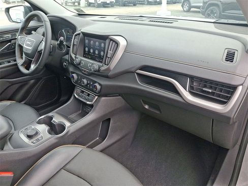 Certified 2023 GMC Terrain AT4 image 31