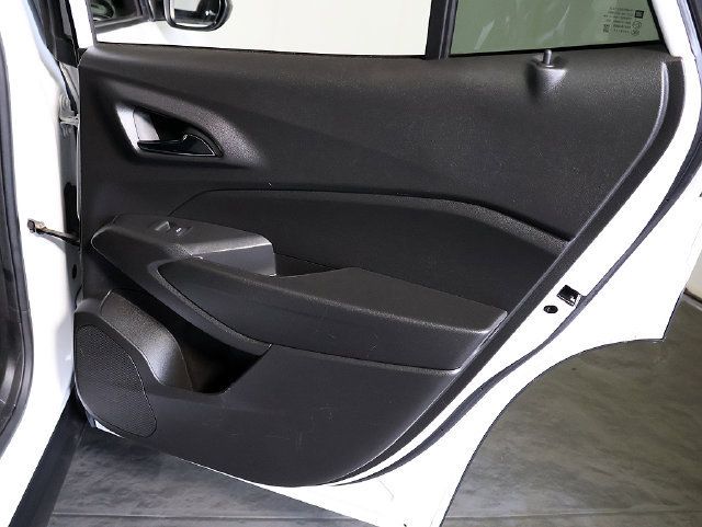 Used 2024 Chevrolet Trax RS w/ Driver Confidence Package FWD image 27