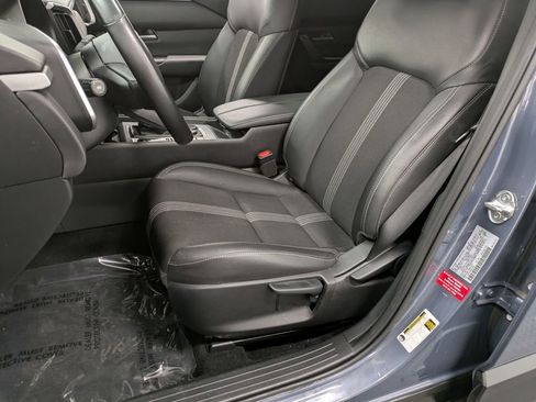 Certified 2025 MAZDA CX-50 AWD 2.5 S w/ Weather Package image 11